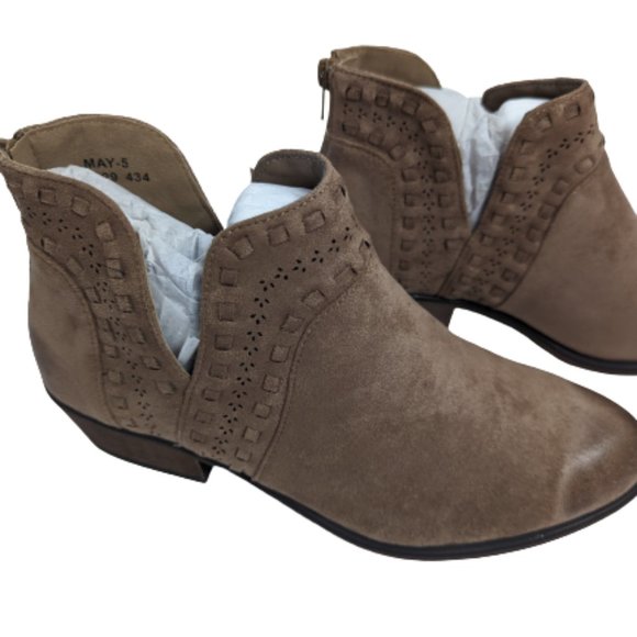 Pierre Dumas May 5 Taupe Ankle Boots 8 1/2M - Picture 4 of 9